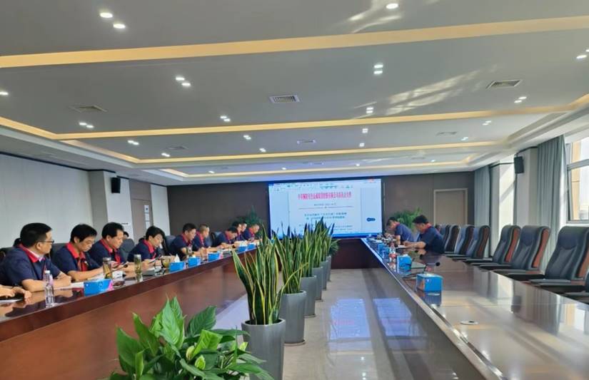 運用浙江‘千萬工程’經(jīng)驗案例，加強公司5S管理工作會議