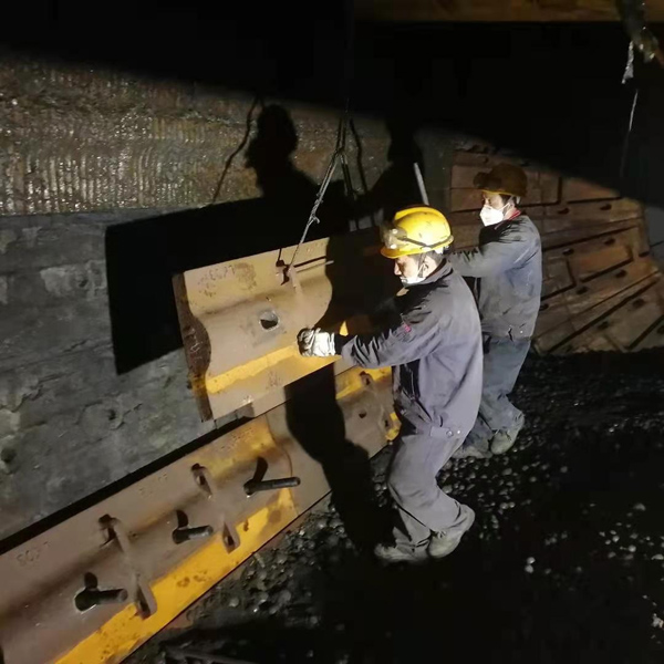 安裝公司完成金冠銅業(yè)選礦月修任務 安裝公司完成金冠銅業(yè)選礦月修任務